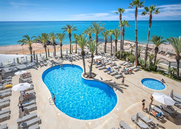 Caprici Beach Hotel & Spa