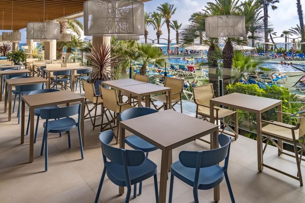 Caprici & Hotel 4*